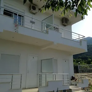 3* Guest house Plazhi